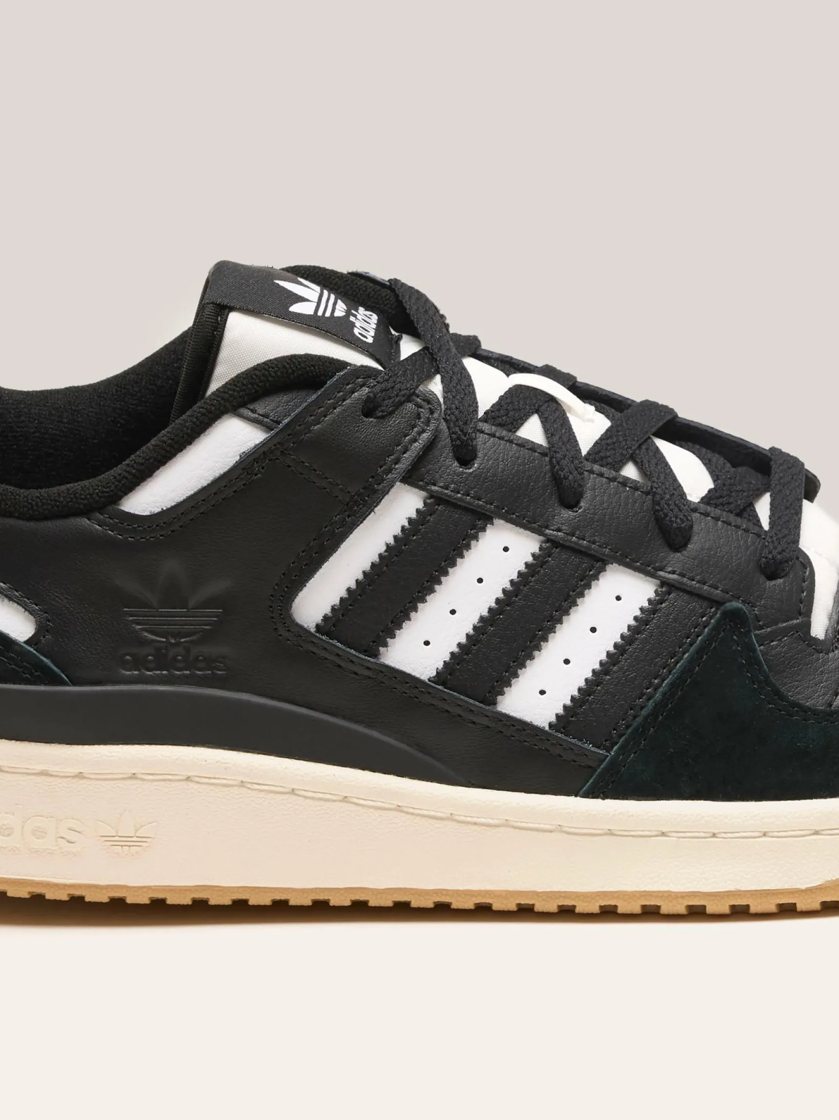 adidas-forum-low-cl-voor-manne-pYhwBgcA-4.webp Outlet Adidas Forum Low CL Voor Mannen