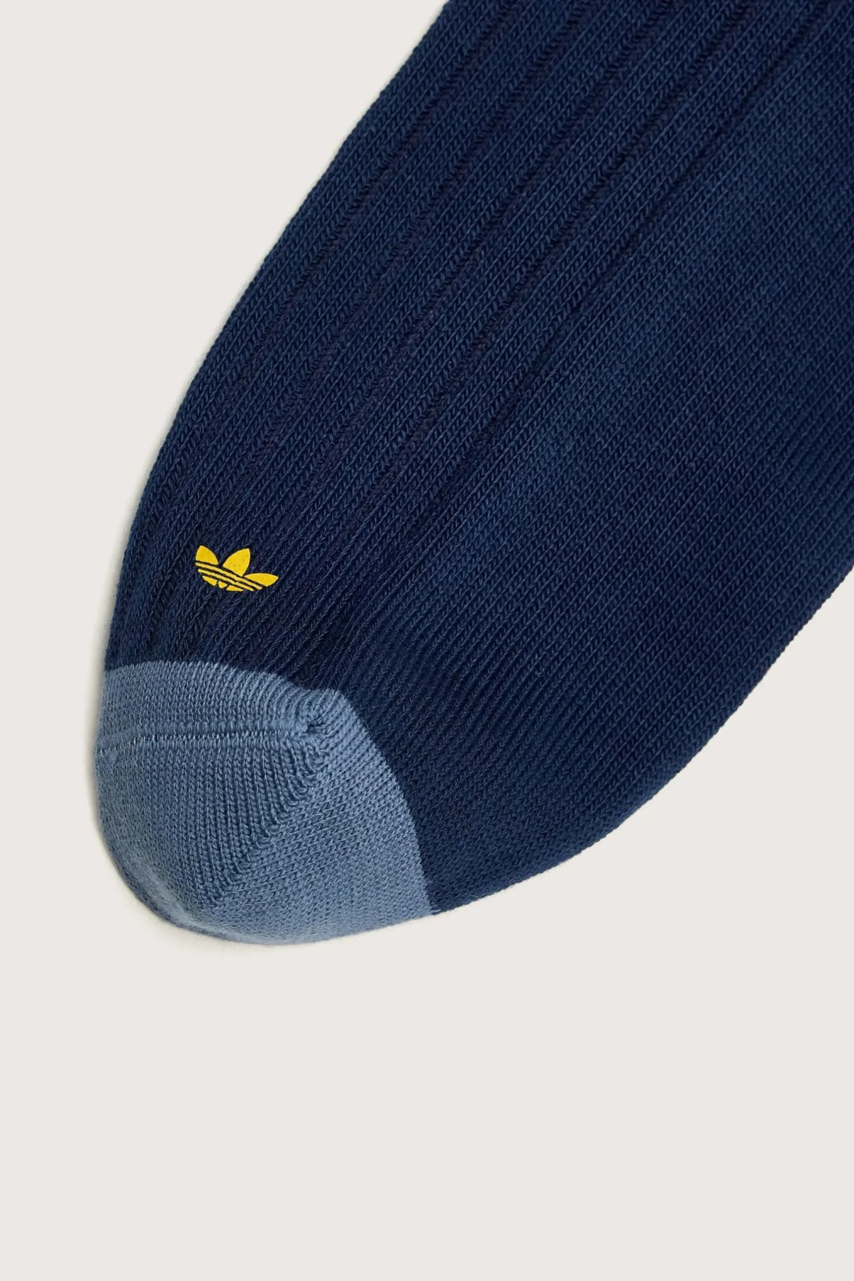 adidas-premium-halfhoge-crew-s-mhfXPoiP-4.webp Online Adidas Premium Halfhoge Crew Sokken Voor Vrouwen