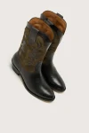 anthology-wanda-cowboyboots-bJzzjxeH-0.webp