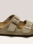birkenstock-arizona-suede-lede-yIVvjGQp-0.webp