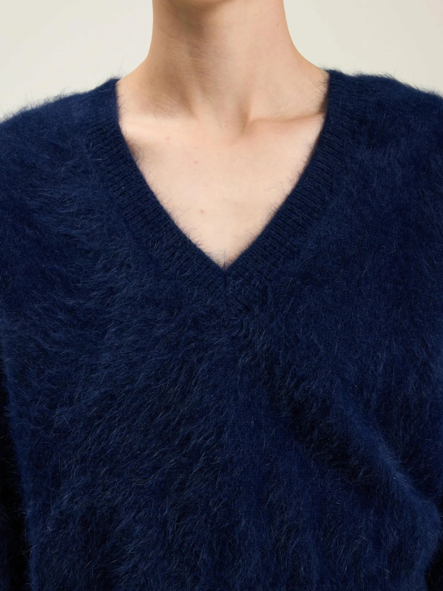 datair-angora-mix-vest-TvAWXcQM-3.webp New Bellerose Datair Angora-mix Vest Navy