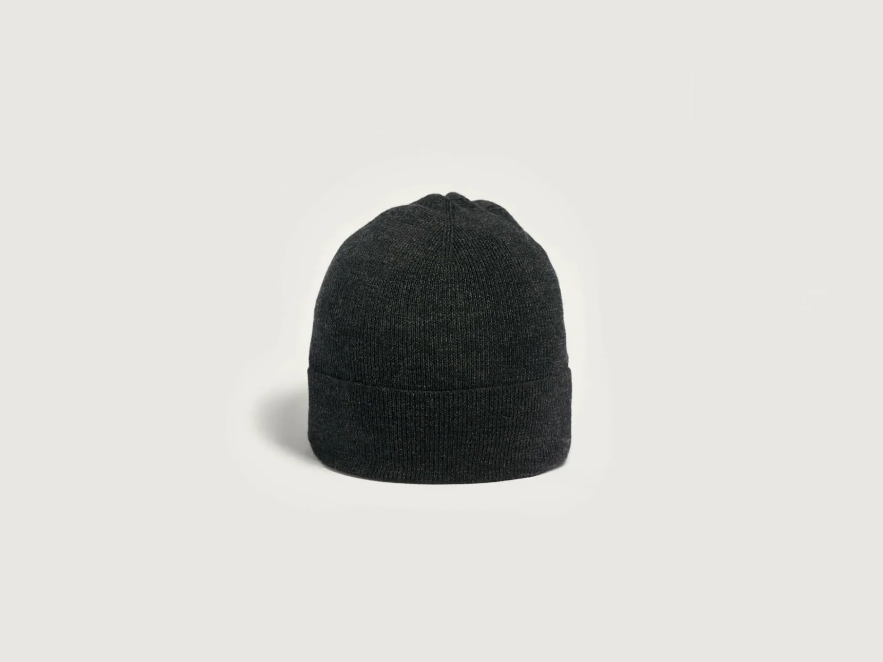 dilbin-geribbelde-muts-YrdxFTbP-0.webp Hot Bellerose Dilbin Geribbelde Muts Off Black