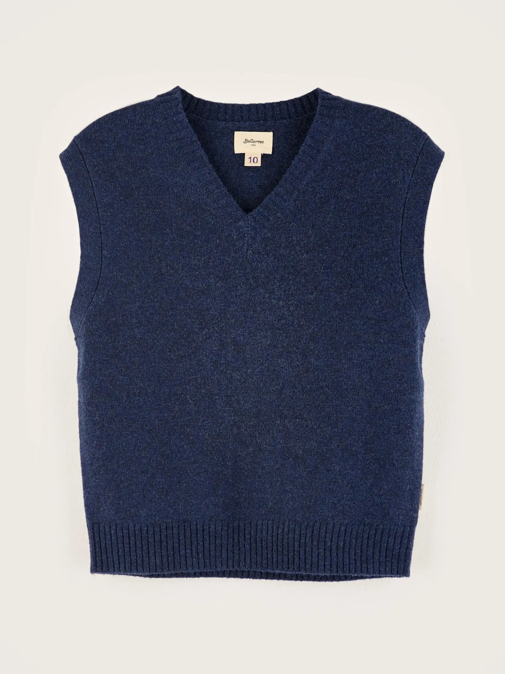 gatty-mouwloze-trui-GezgapJH-1.webp Outlet Bellerose Gatty Mouwloze Trui Ink