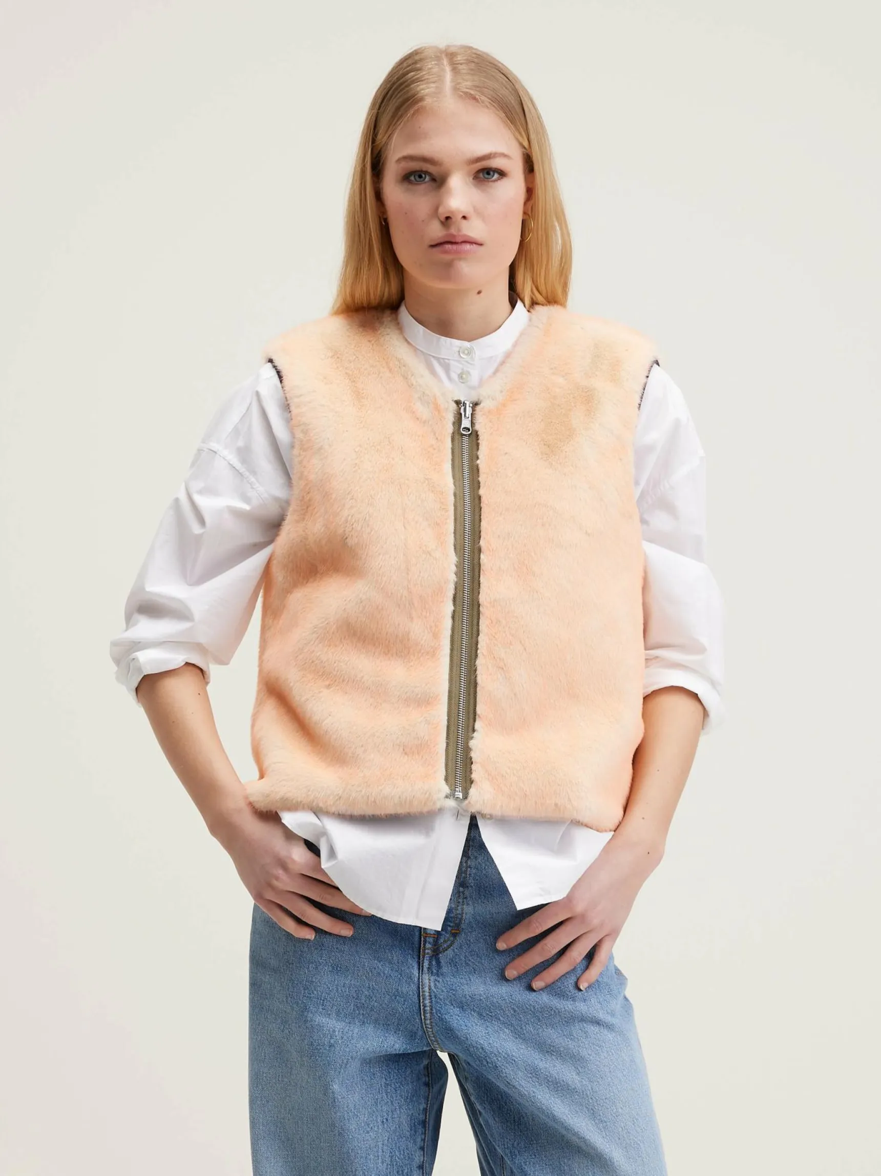 hess-mouwloze-jas-txoyFEor-6.webp Online Bellerose Hess Mouwloze Jas Black