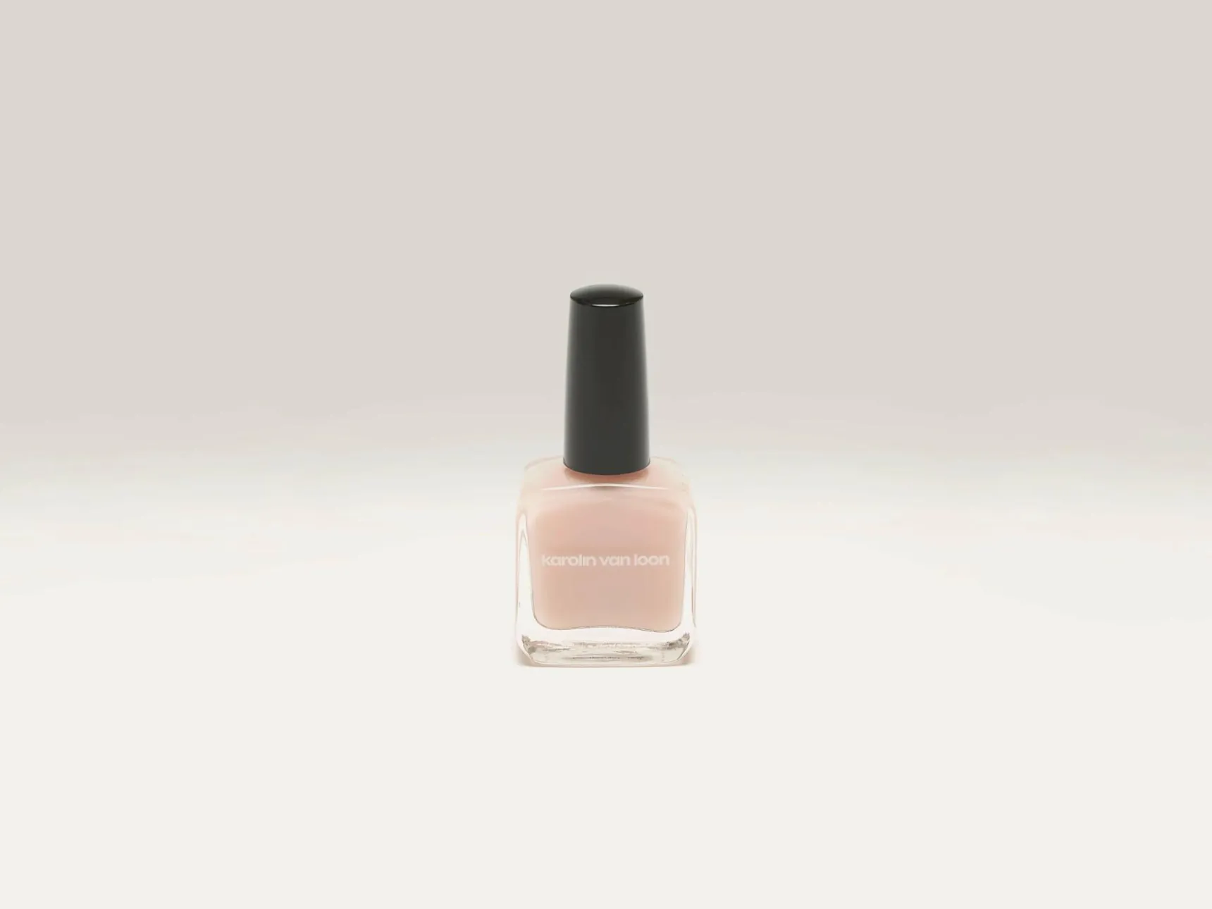 karolin-van-loon-26-la-premier-tpcpXoSL-0.webp New Karolin Van Loon 26 La Premiere Veganistische Base Coat