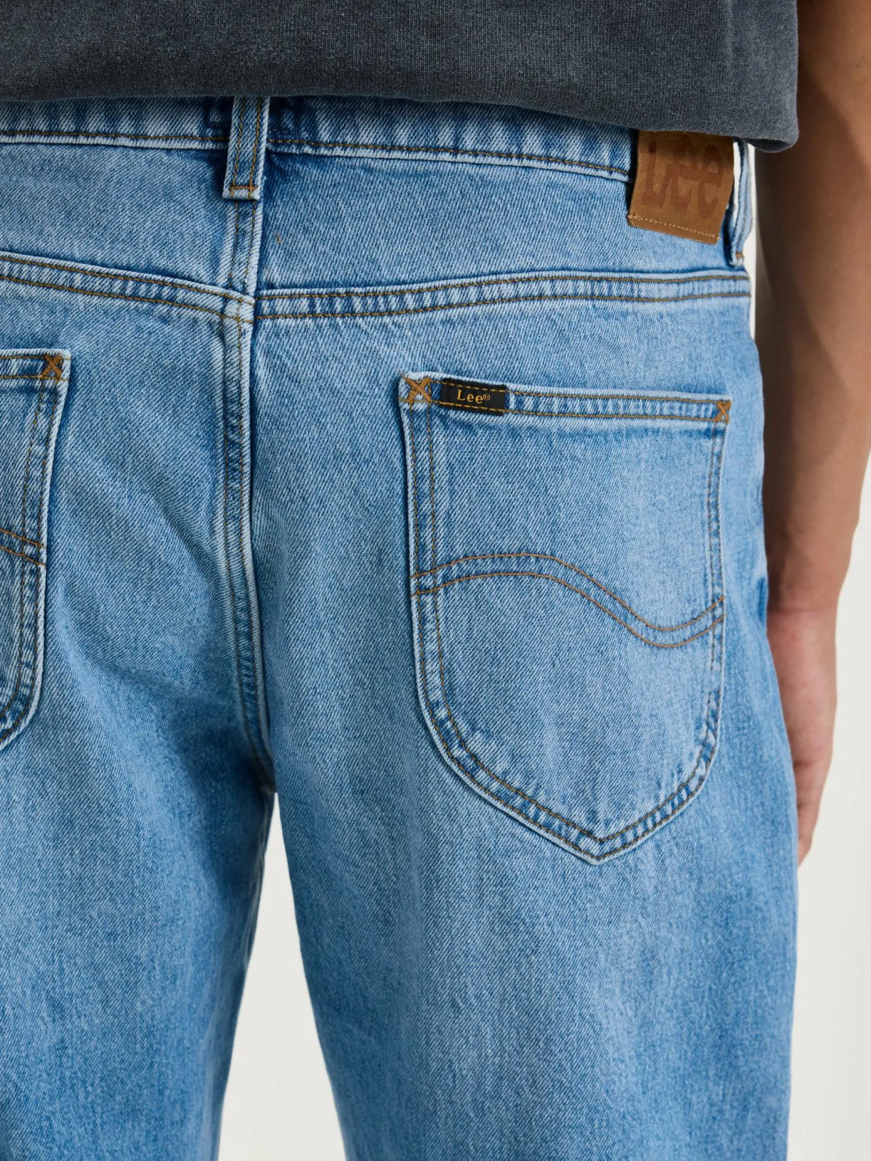 lee-west-jeans-ilVZYuHu-4.webp Fashion Lee West Jeans