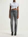 levis-501-crop-jeans-xfzmwKyJ-0.webp