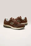 new-balance-2002r-voor-mannen-AXIYvYYy-0.webp