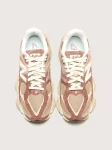 new-balance-9060-voor-vrouwen-GuUCVOrR-0.webp