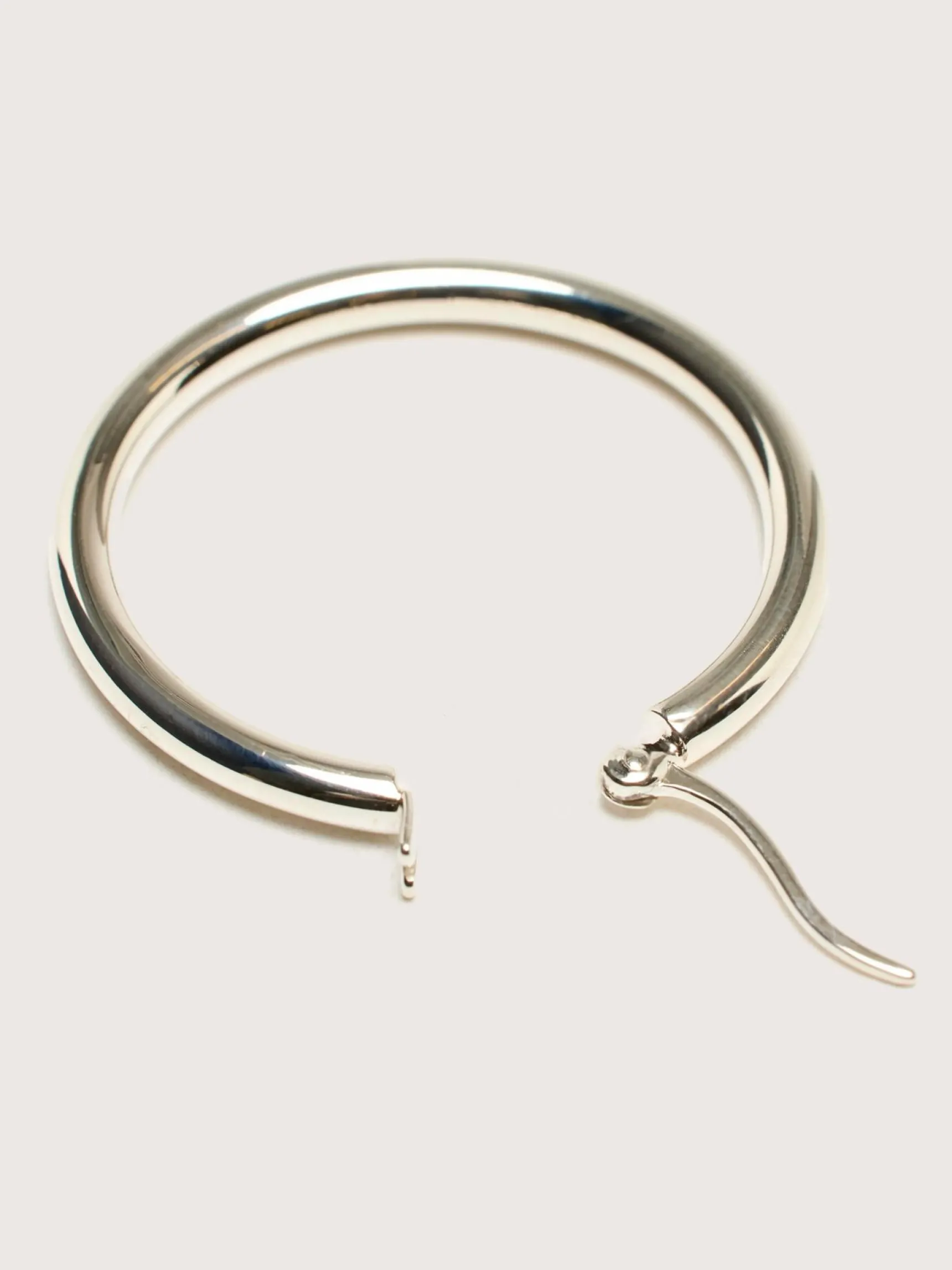 ragbag-oda-grote-zilveren-oorr-seNQjqEO-3.webp New Ragbag Studio RAGBAG Oda Grote Zilveren Oorringen