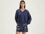 varola-v-hals-sweatshirt-hUdISBIb-0.webp