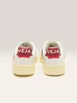 veja-v-90-ot-leather-voor-vrou-IhmfzhIF-0.webp